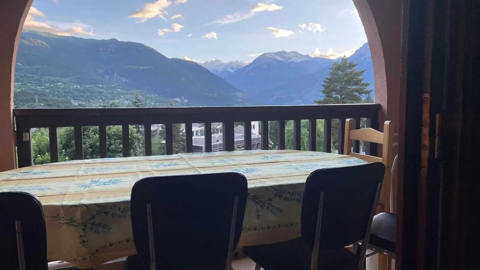 Apartment Appartement En Centre Ville De Guillestre